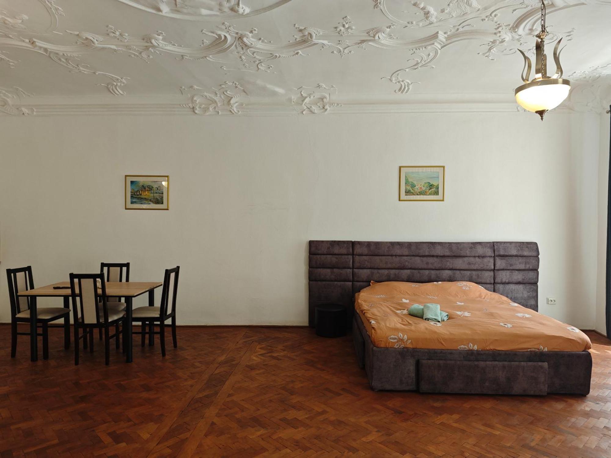 Clasic Studio Central Braşov Dış mekan fotoğraf