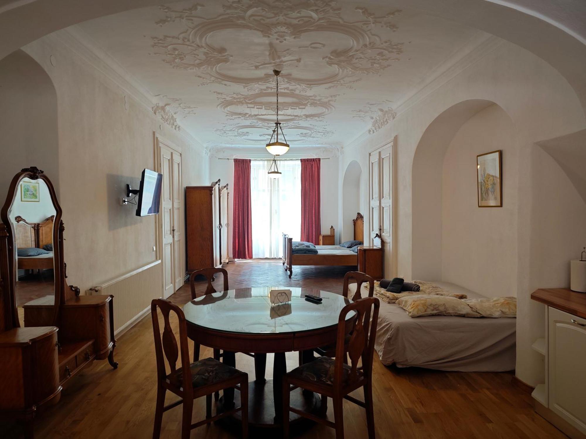 Clasic Studio Central Braşov Dış mekan fotoğraf